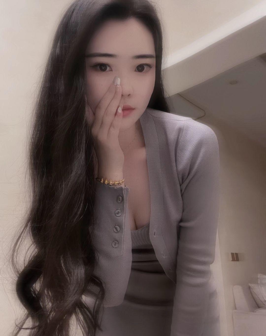 天河区分享一个颜值在线，服务又好的妹子 第2张