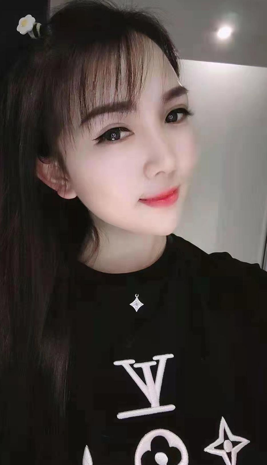海珠小良家甜甜，乖巧萌妞，热情不冷场 第1张