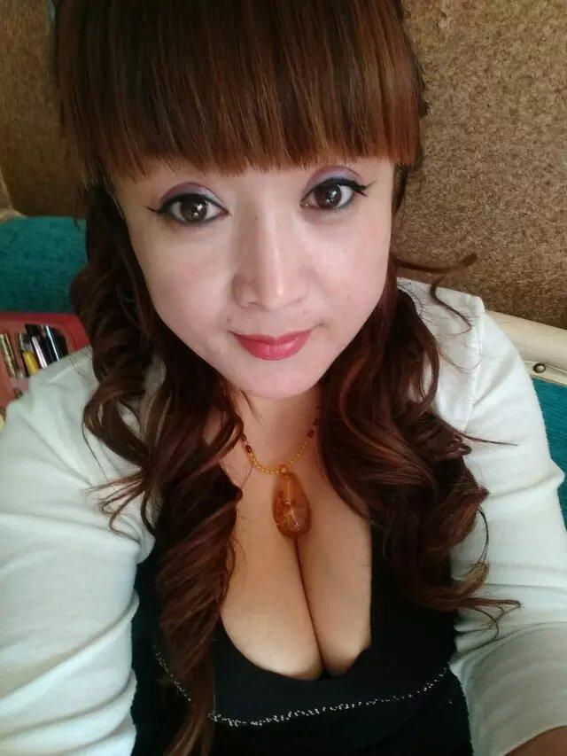 G奶熟女，活好 第3张