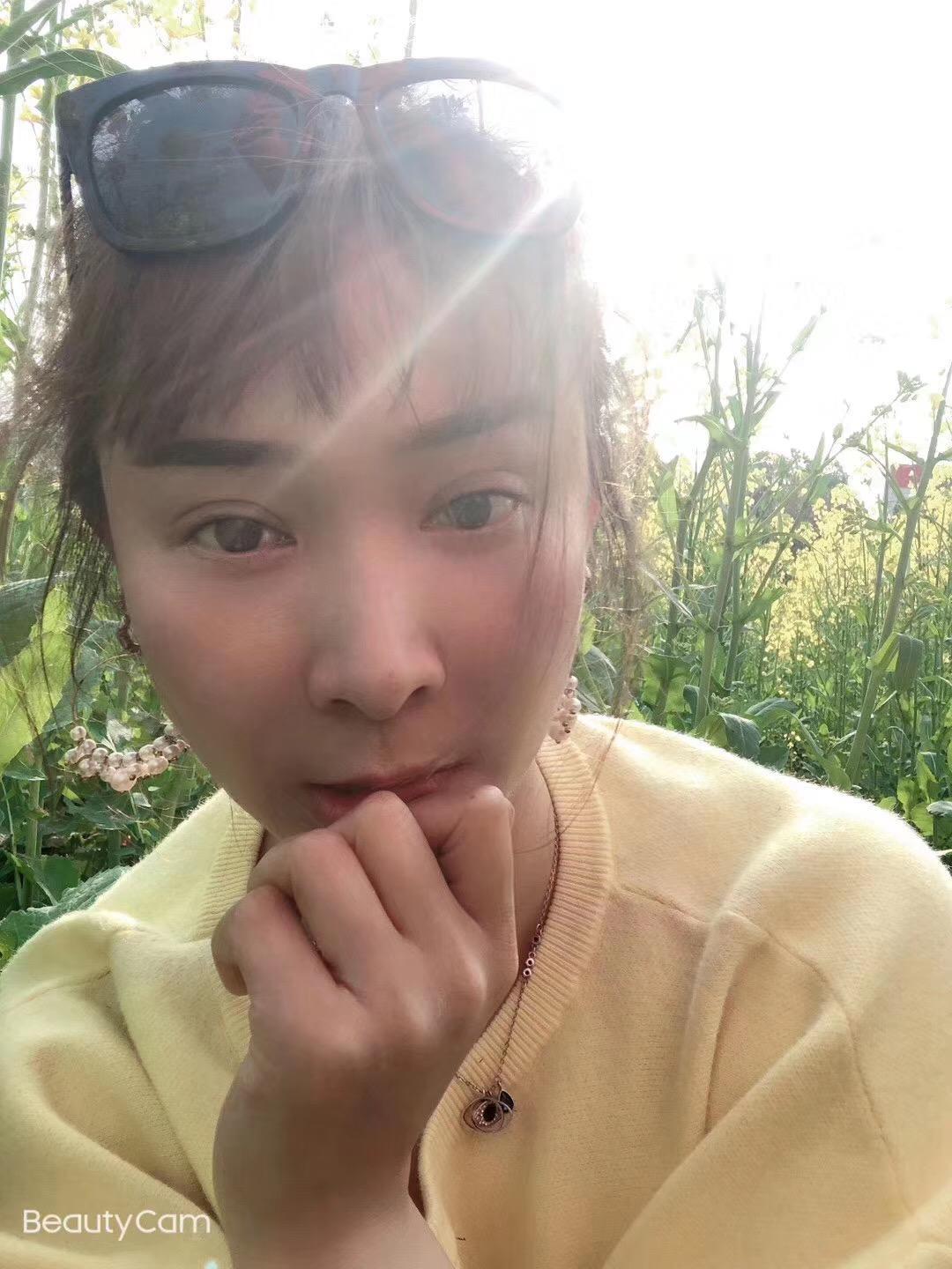 雨花区新人,态度好的气质兼职MM可制服哟 第2张