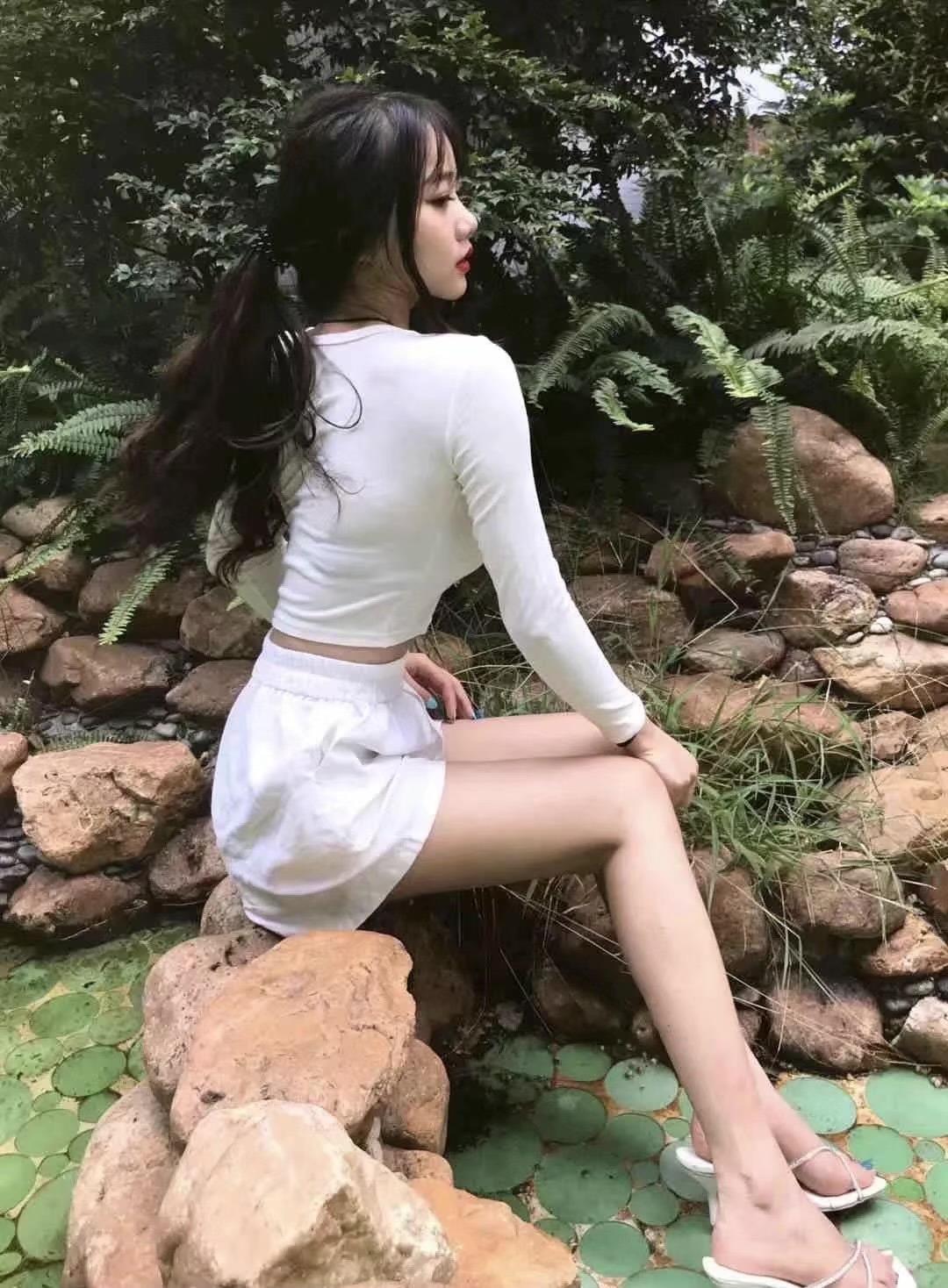 前几天验证的长腿黑丝放得开的小姐姐，技术流... 第2张