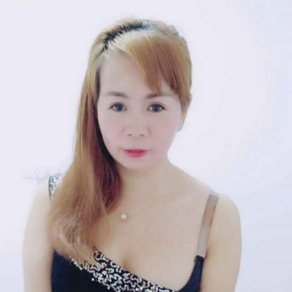 象湖傻傻熟女一个，没啥文化但是B紧 第1张
