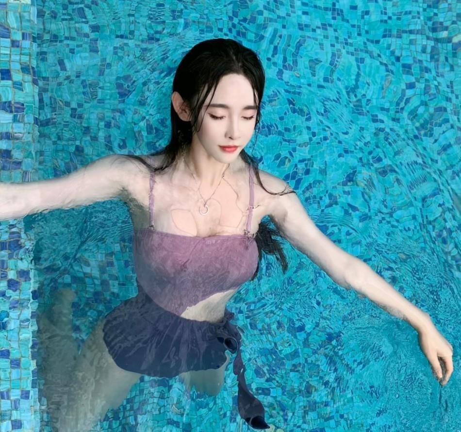 江西上饶妹子在南昌 第2张