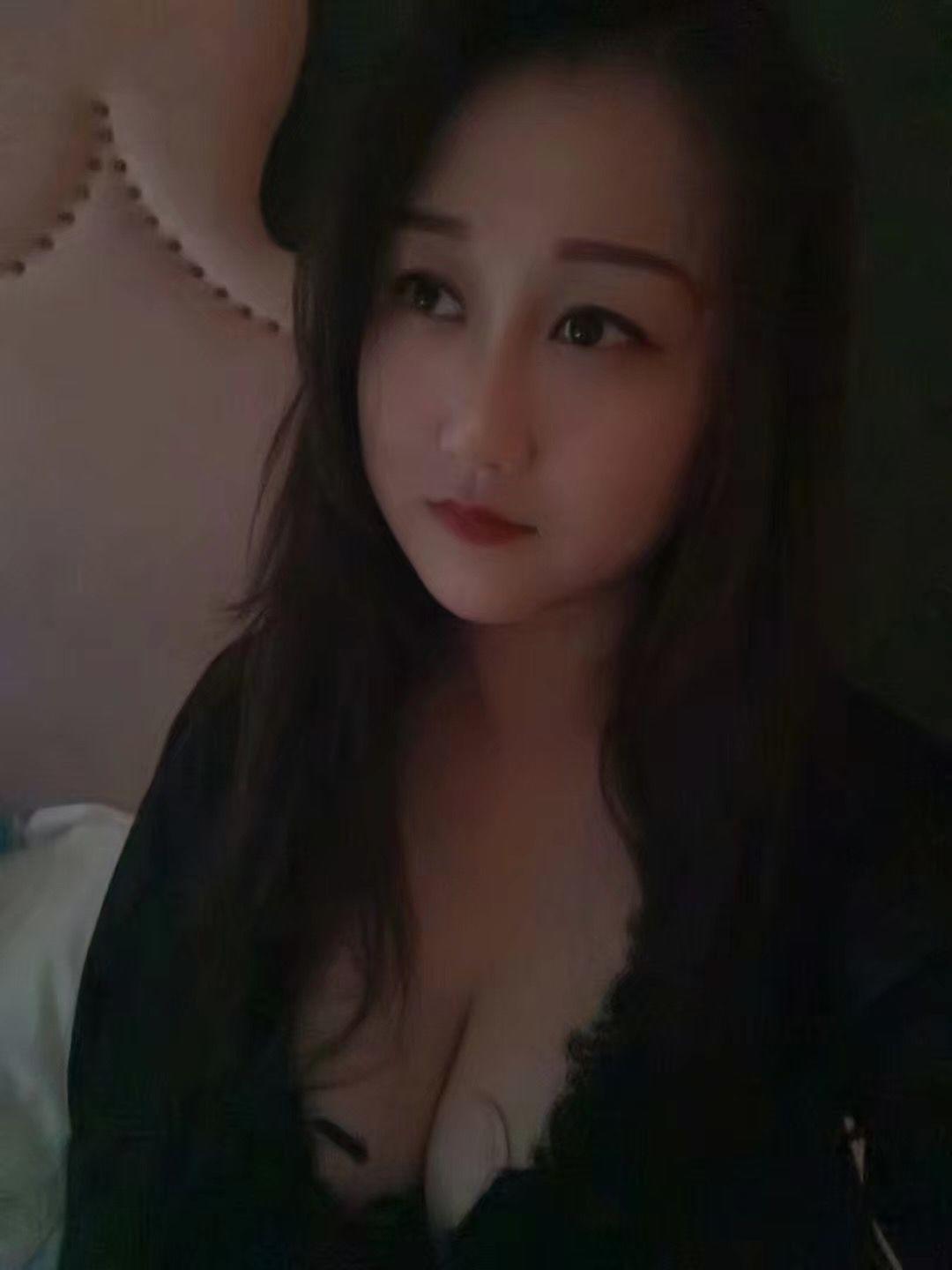 分享一个大胸微胖服务型妹子 第4张