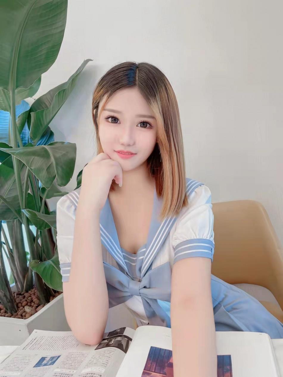 厦门思明区莲坂外图附近18岁妹子 第3张
