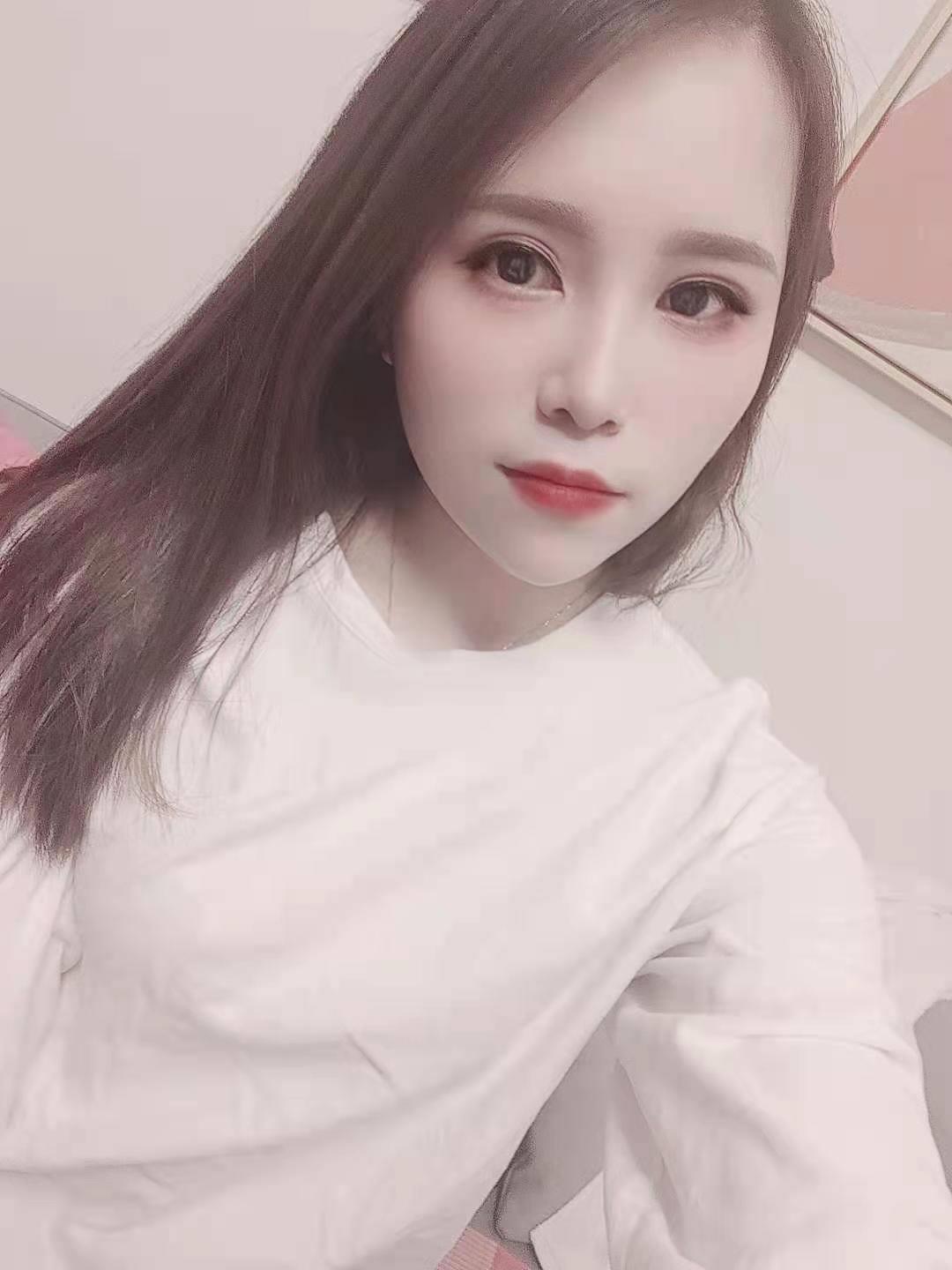 口活不错的性感少妇 第1张
