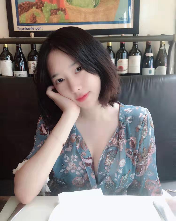 身材超好的少妇 第1张