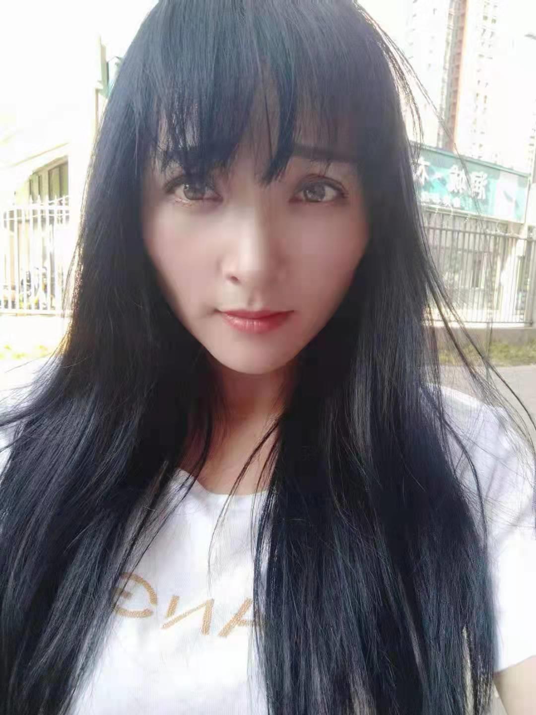 验证大厅发的“给你一个微笑”妹子 第1张