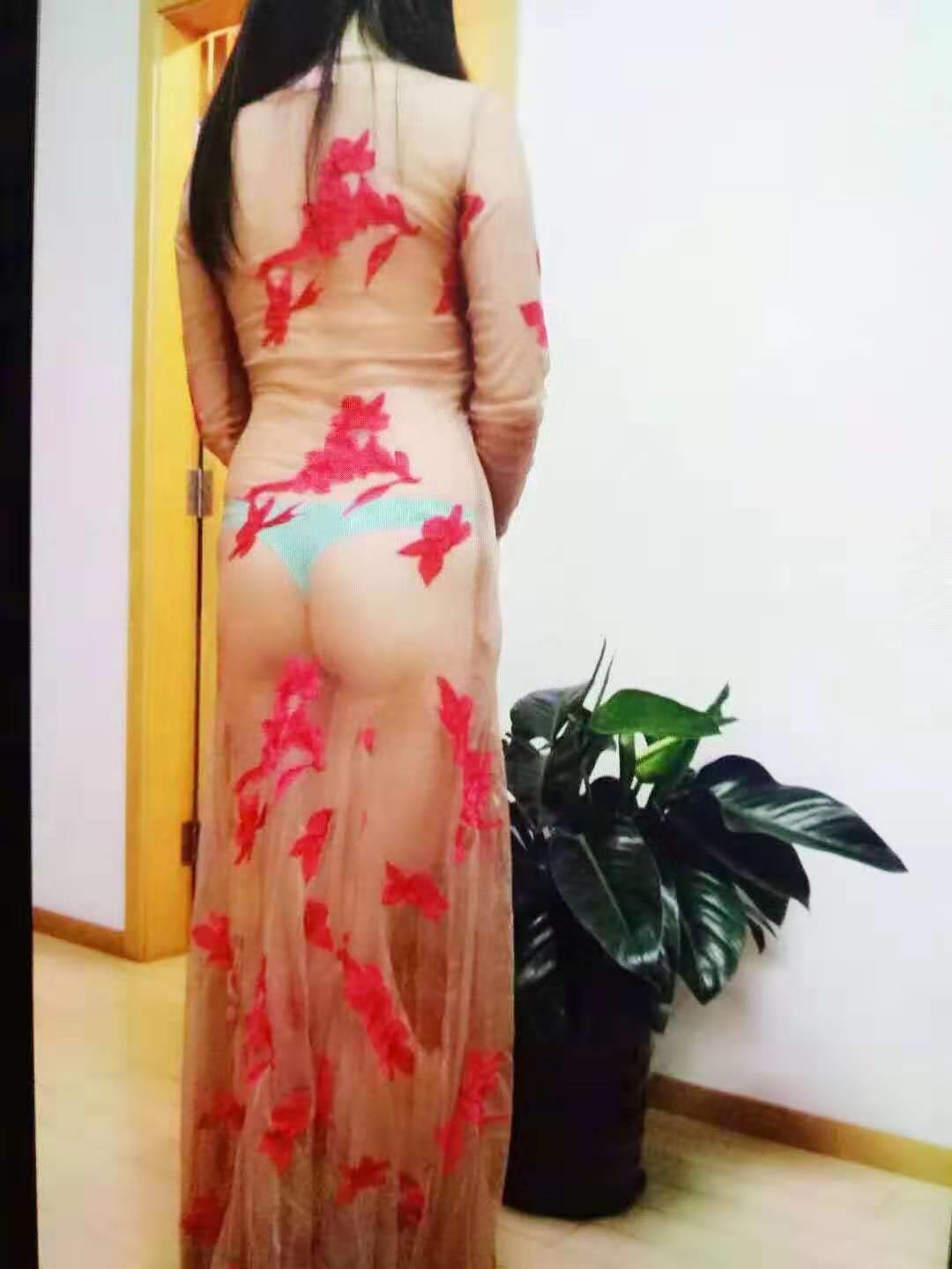 一个泻火的大胸熟女 第1张