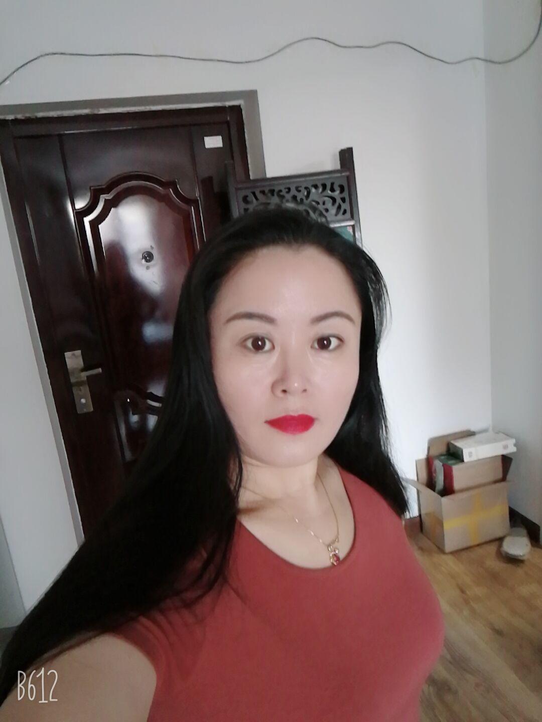 云峰一个纯泻火的熟女 第1张