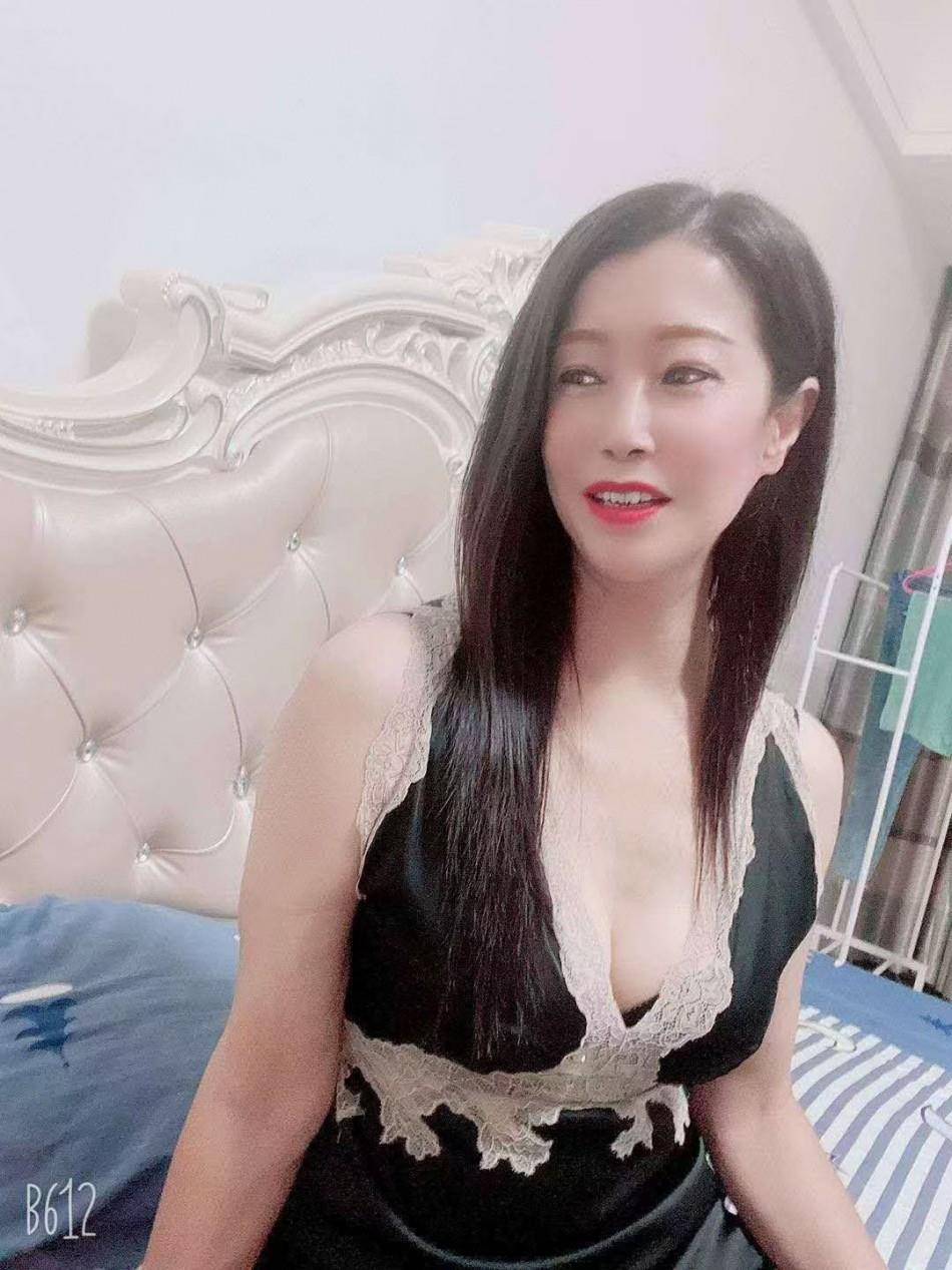 铁西泄火少妇 第3张