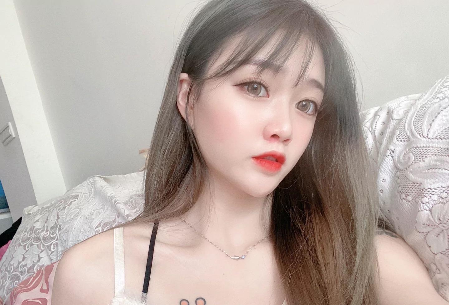 西安路约啪丝袜美女，人不错，配合度高 第1张