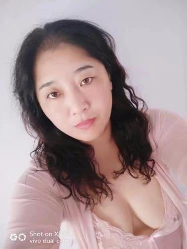 给你们一个舌头超棒的姐姐 第1张