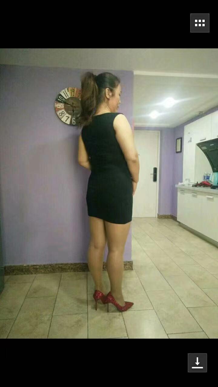 汽车厂42熟女佰嗬姐姐，喜欢岁数大的可以试一下 第1张