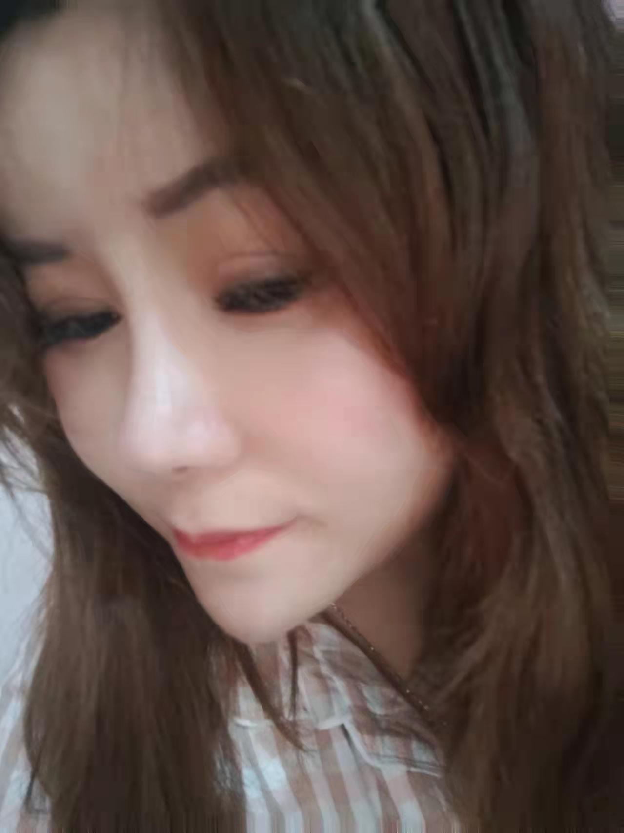 轻熟女激情杨杨 第3张