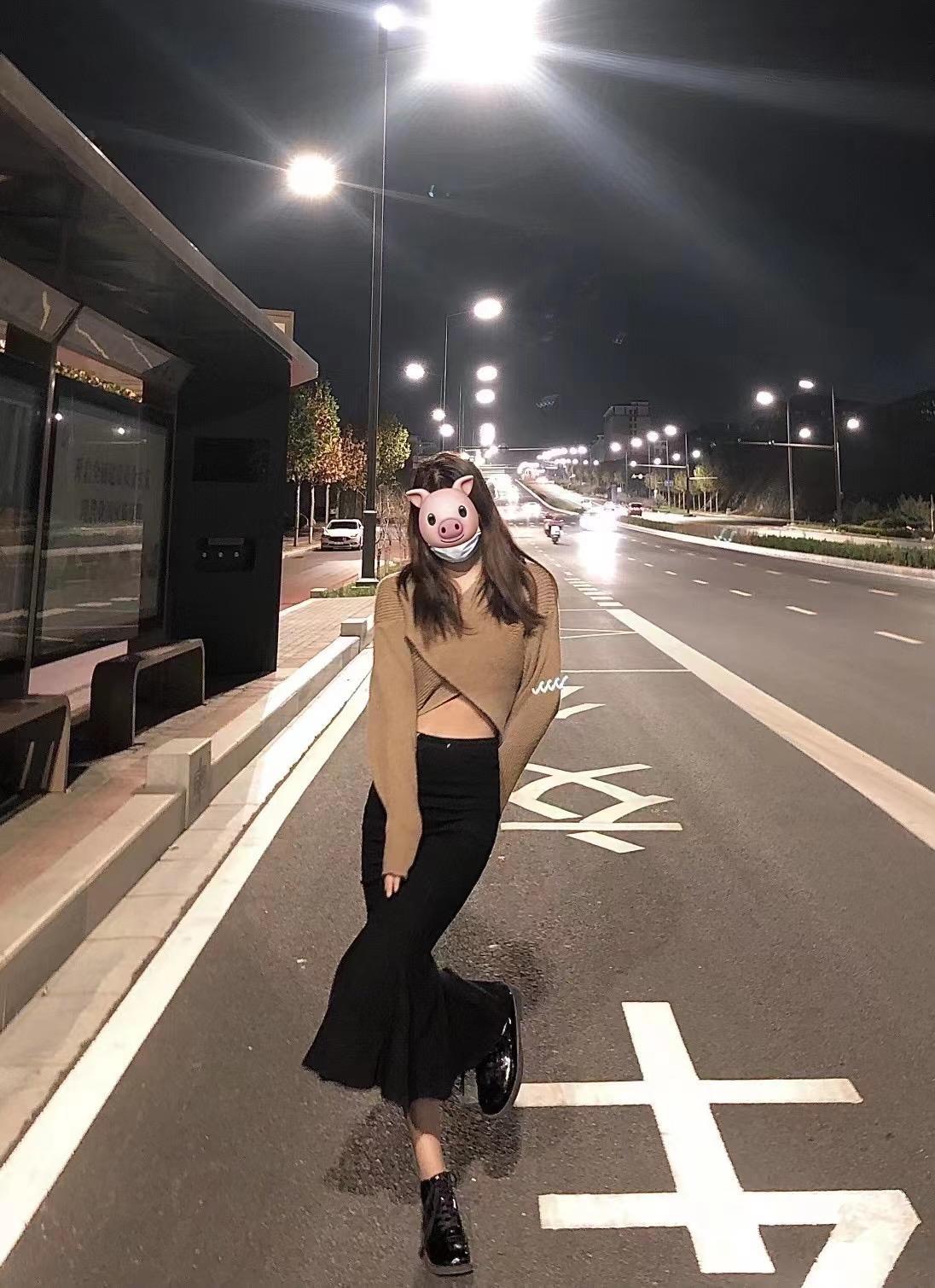 喜欢年龄小的妹妹的狼友福利来了 第2张