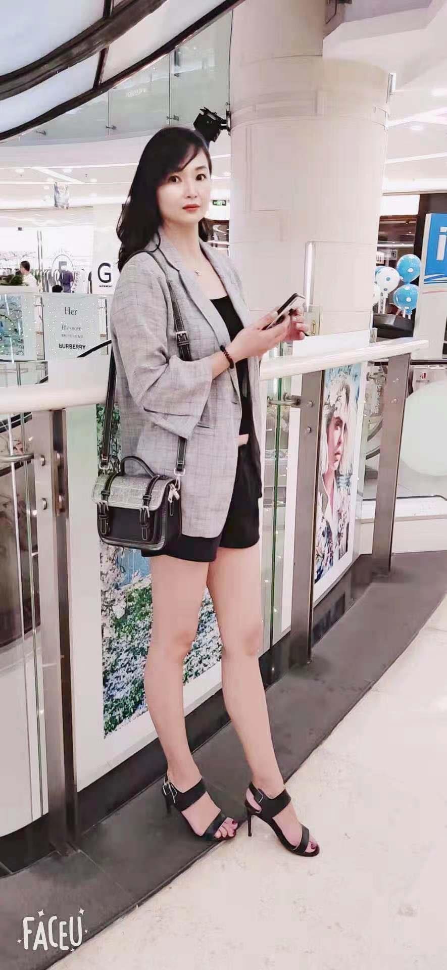 海口有点气质的少妇 第1张