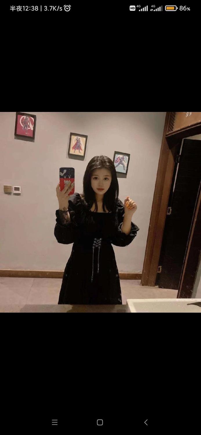 自己做自己聊的小东北妹子 第1张