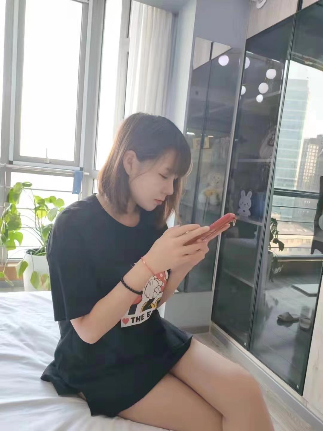 七月妹子，小女友的代入感 第2张