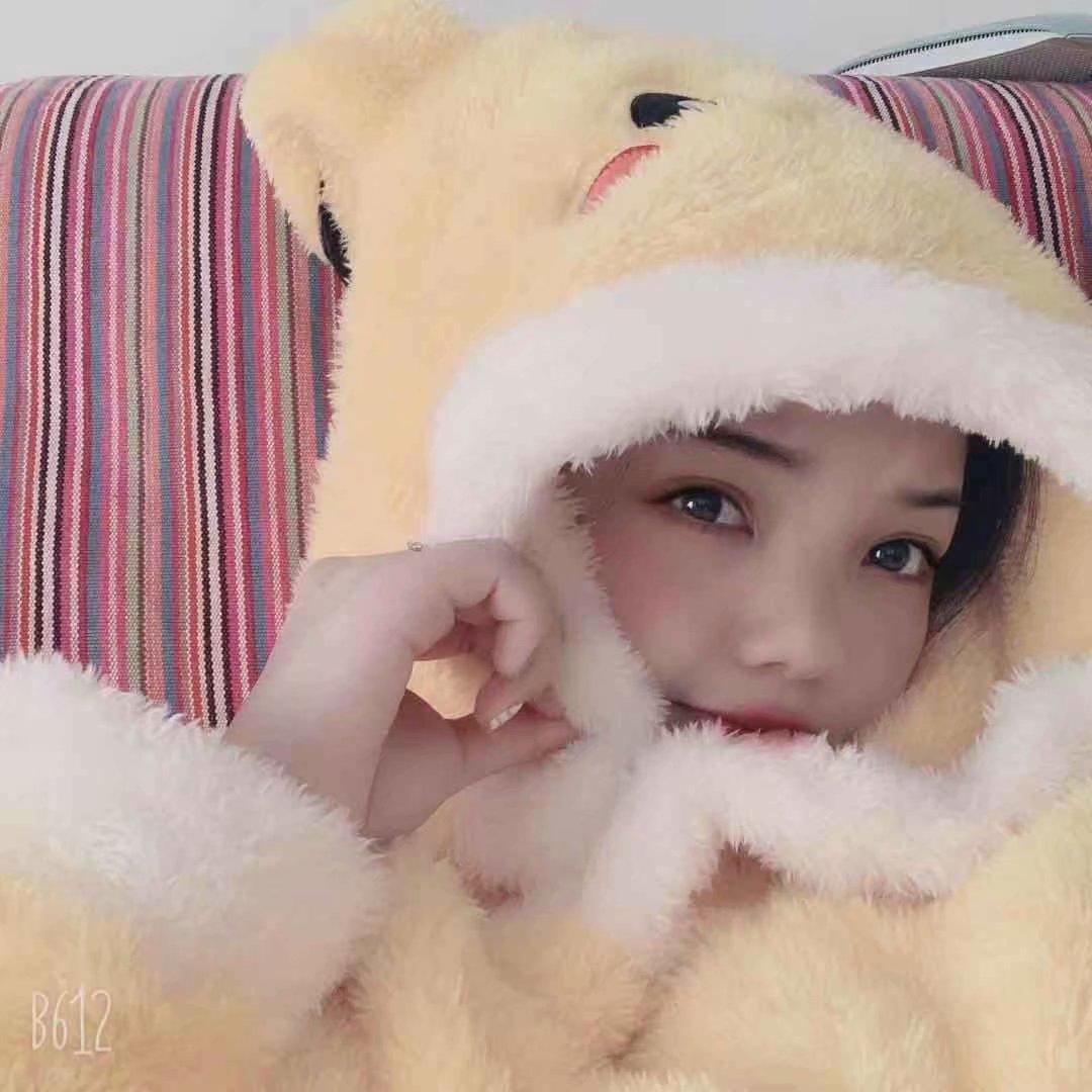 00后姑娘自己聊自己做的 第1张