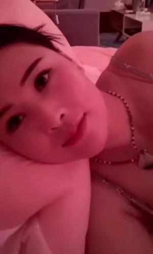 娇小玲珑口活无敌服务颜值在线 第2张