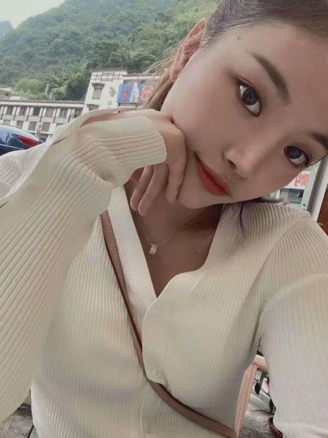草房零零后，妹子就是嫩 第2张