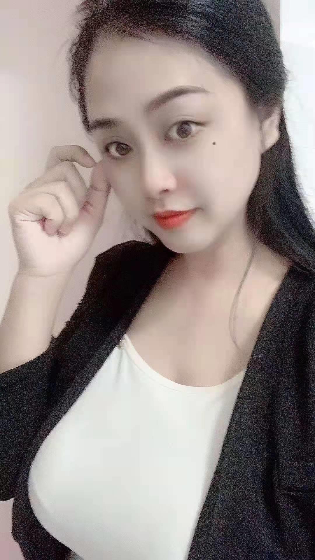 上城年轻漂亮小姐姐 第2张