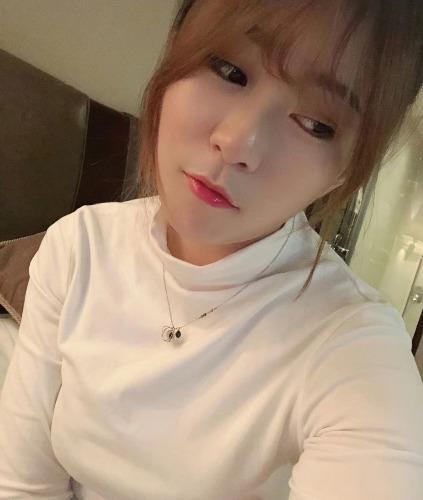 鄞州高个美女 第2张
