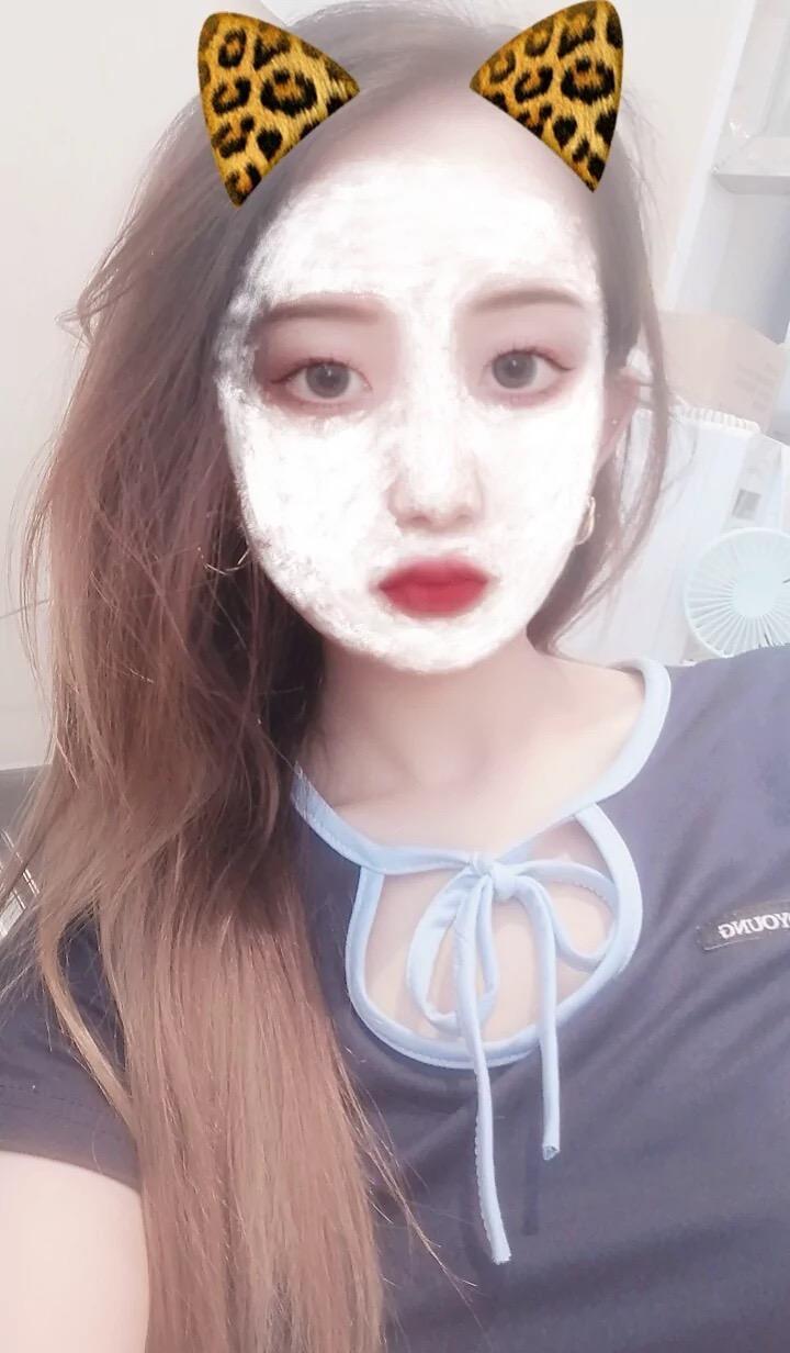 探花20岁粉嫩妹子,长腿b紧 第3张
