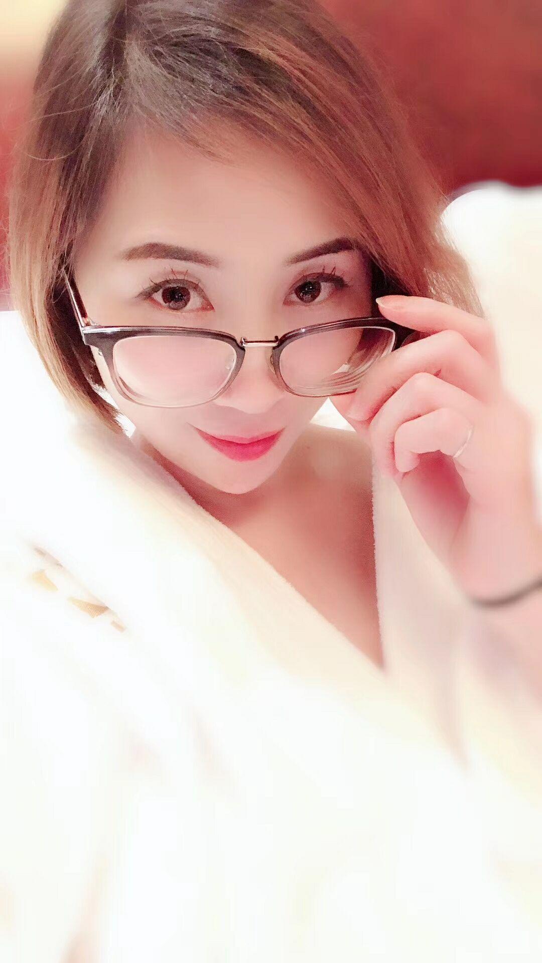 爆乳MZ菲菲,好评 第2张
