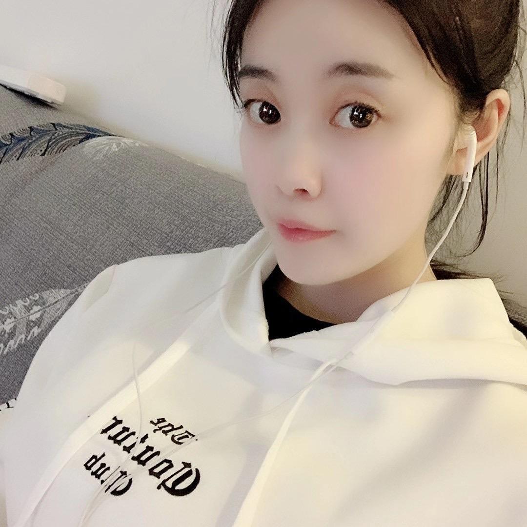 罗湖大白兔身材很棒的小姐姐 第1张