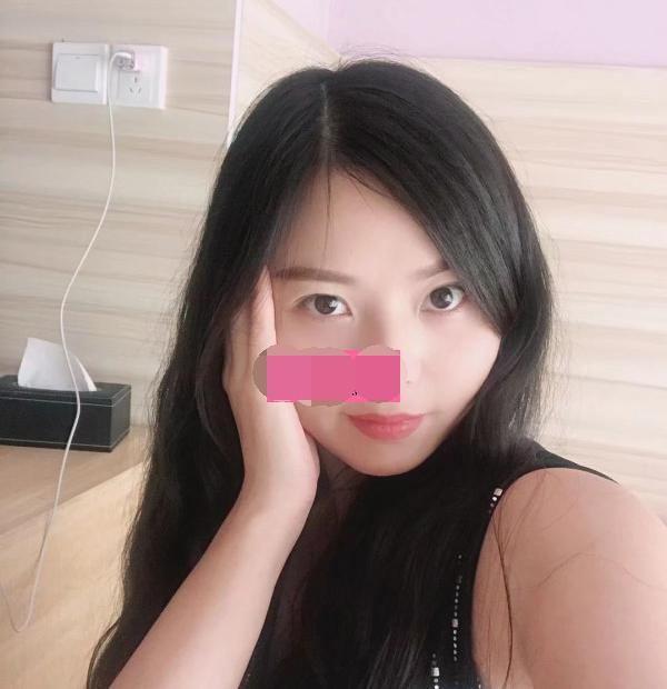 验证了一个温柔体贴的小美女，娇羞玲珑，肯配合 第1张