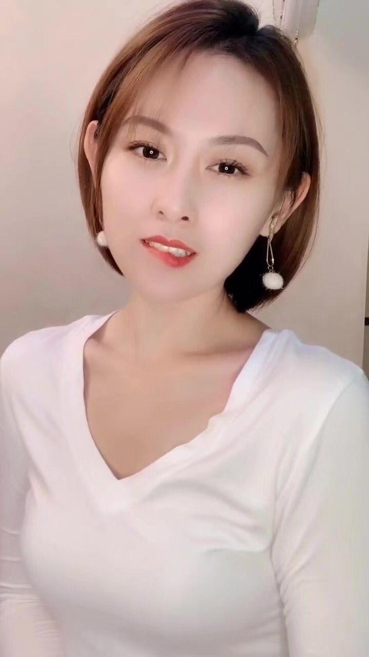成都一个不错的小骚妹 第1张