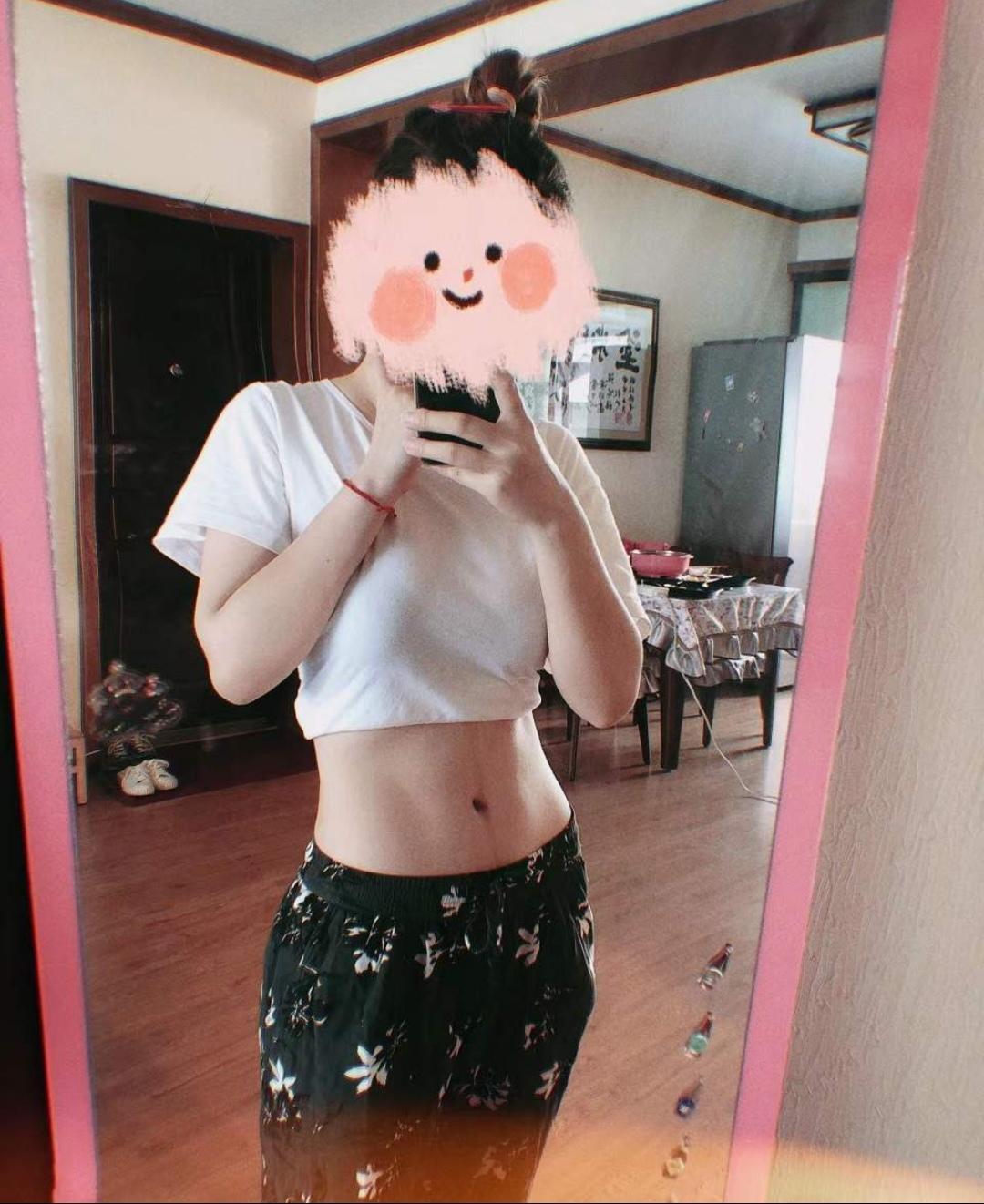 长腿美女性感在线 第3张