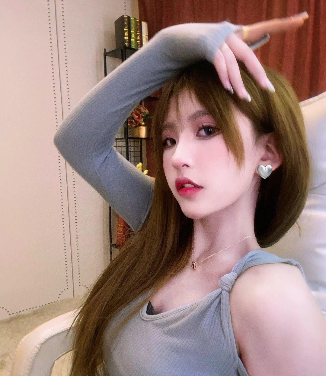 小美女服务周到体验不错 第2张