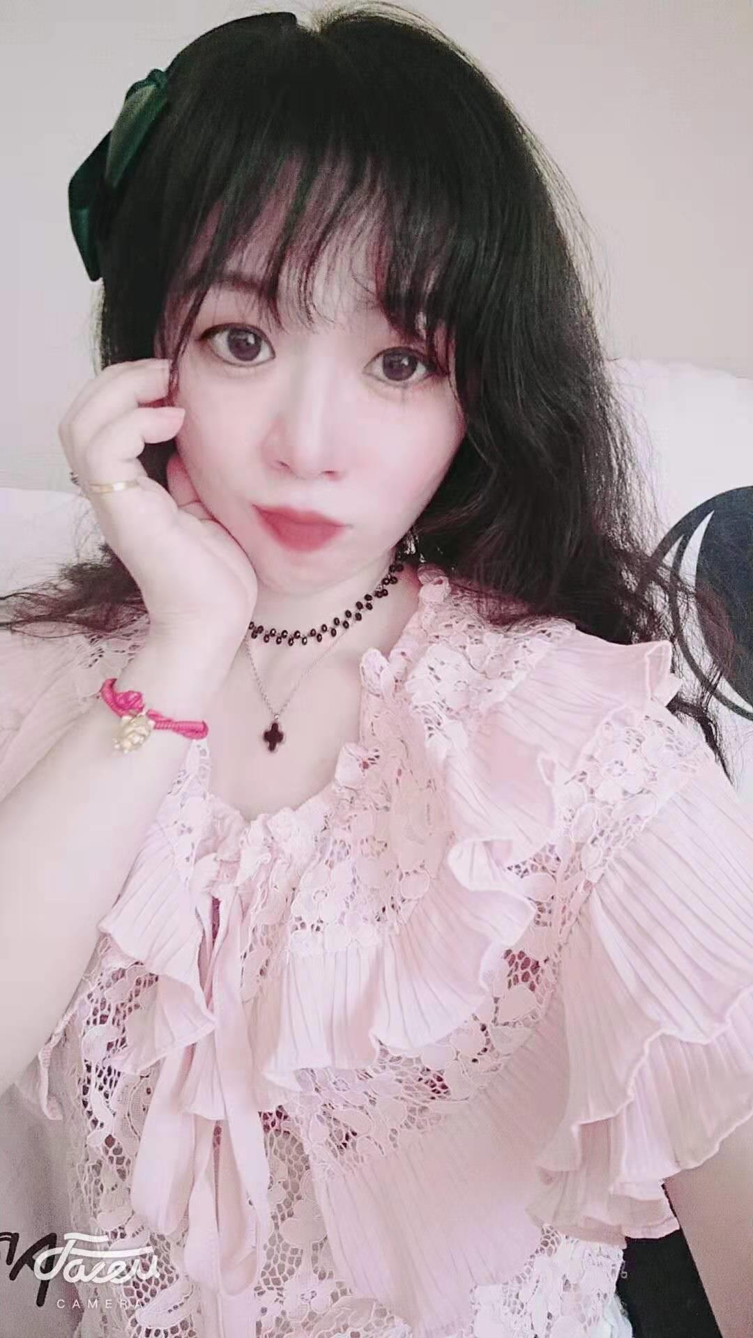 高颜值妹妹 第1张