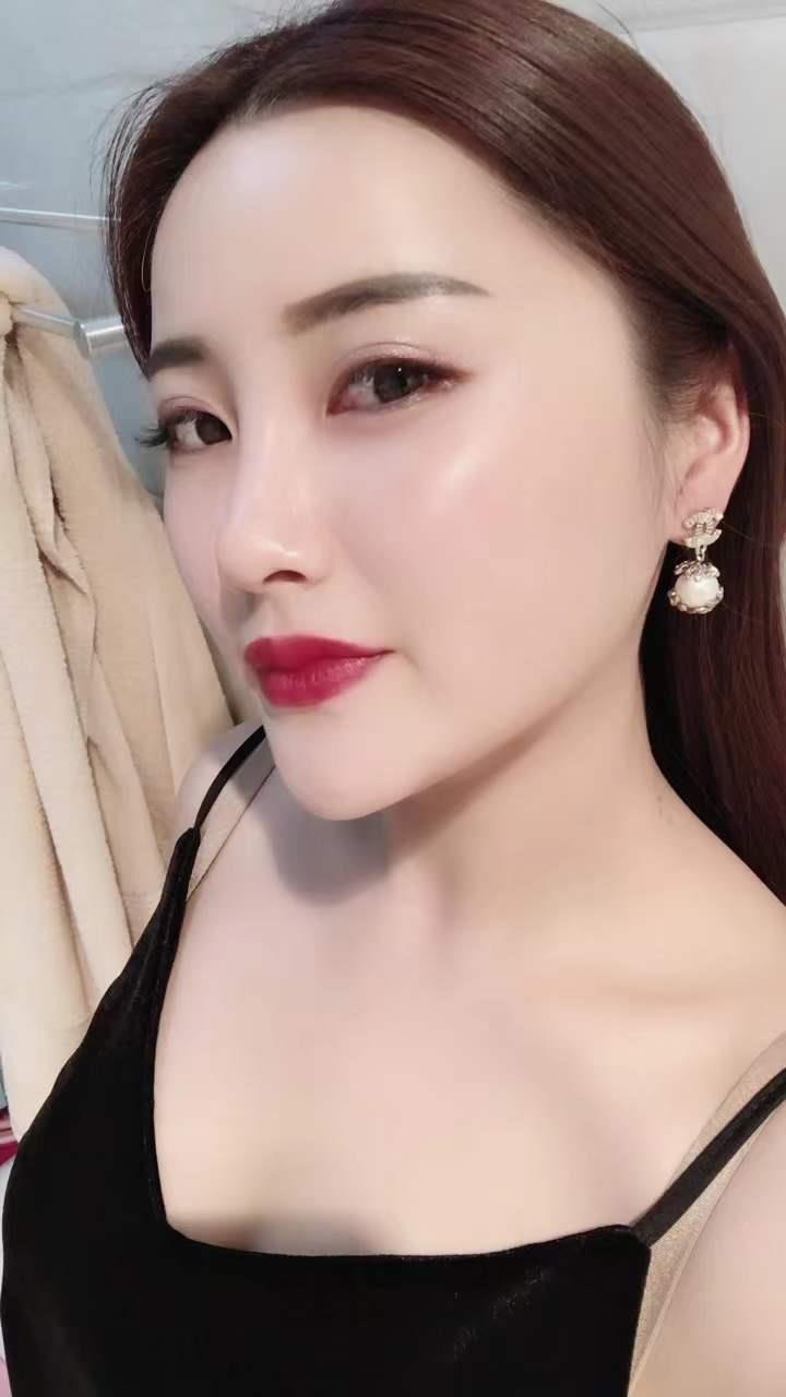 服务型的轻熟少妇,少妇服务果然少女强 第2张