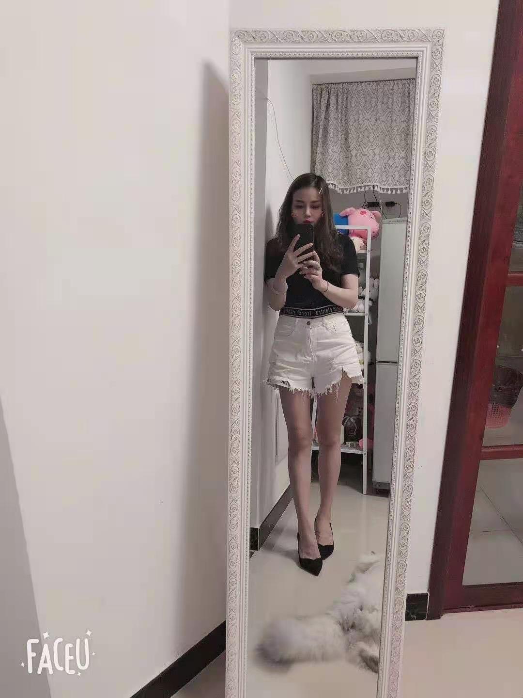 夫子庙水游城附近妹子 第1张
