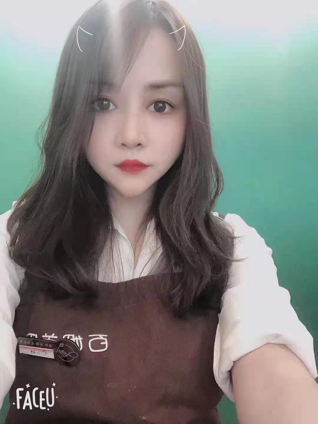 夫子庙水游城附近妹子 第2张