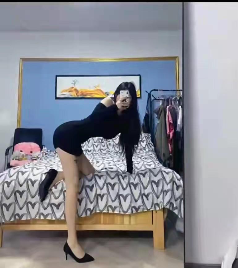 武进万达附近的妹子静静颜值很顶服务很棒 第1张