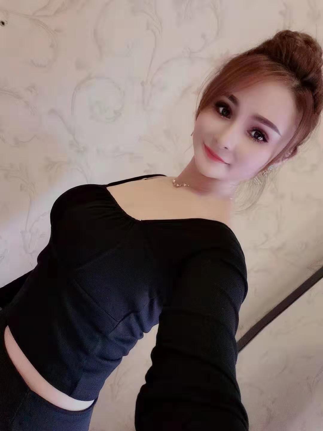 长腿高颜值,嫩骚水多爽翻天 第1张