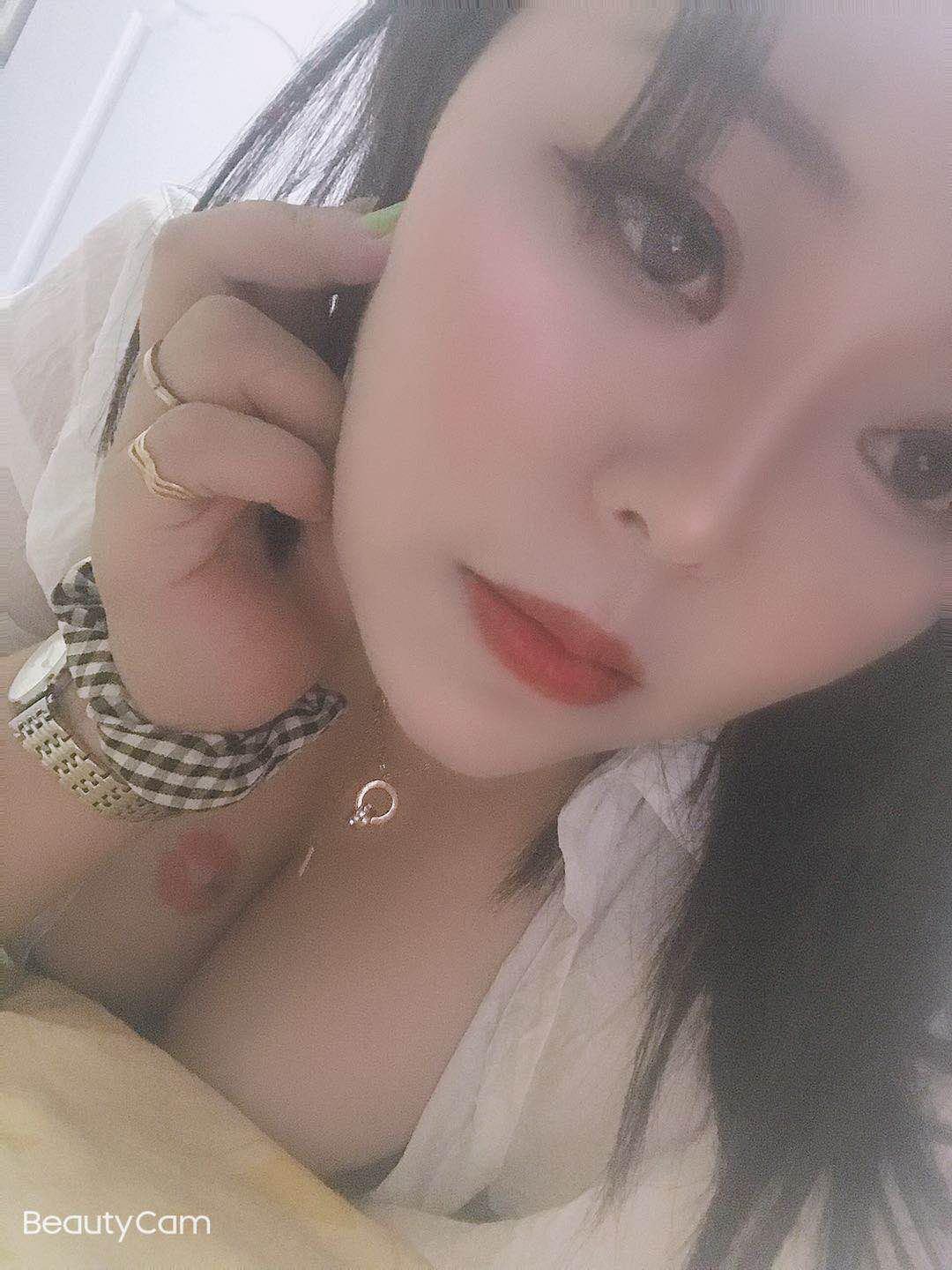济宁一个丰满妹子 第1张