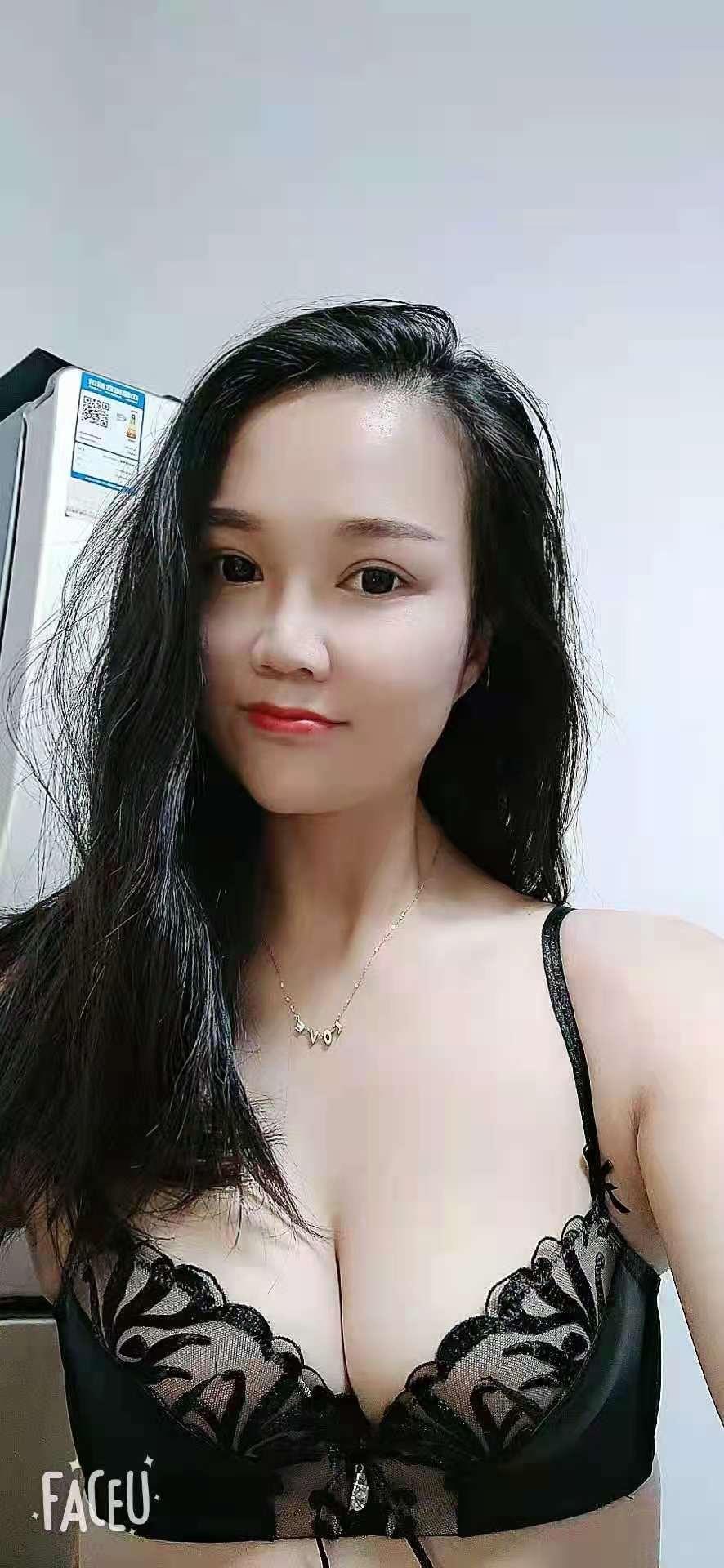武昌区徐东大街地铁口附近的楼凤 第2张