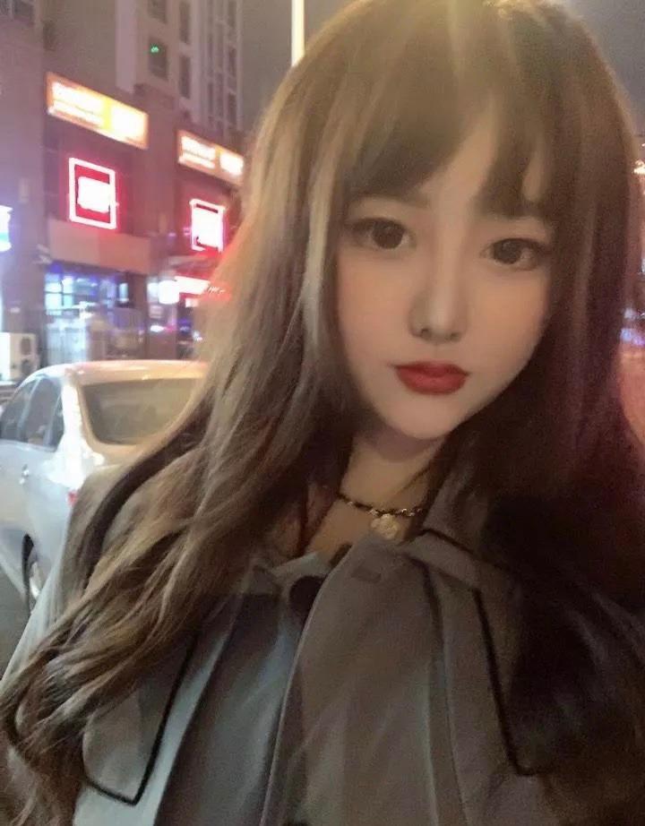 青云谱区漂年轻亮小姐姐，有服务有颜值 第1张