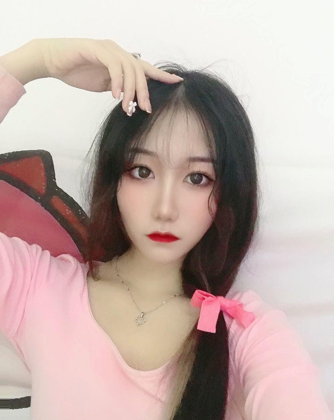体验仓山区服务系美女，胸推/吸皮/毒龙/69一个都不少 第1张