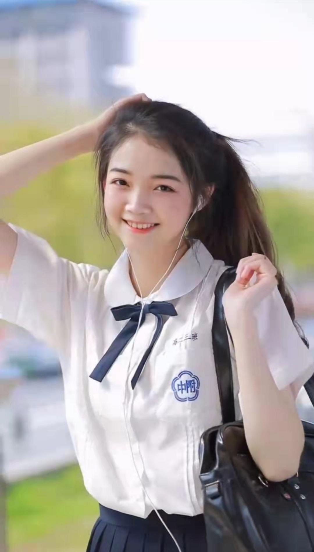传说中的表妹终于约到了 第2张