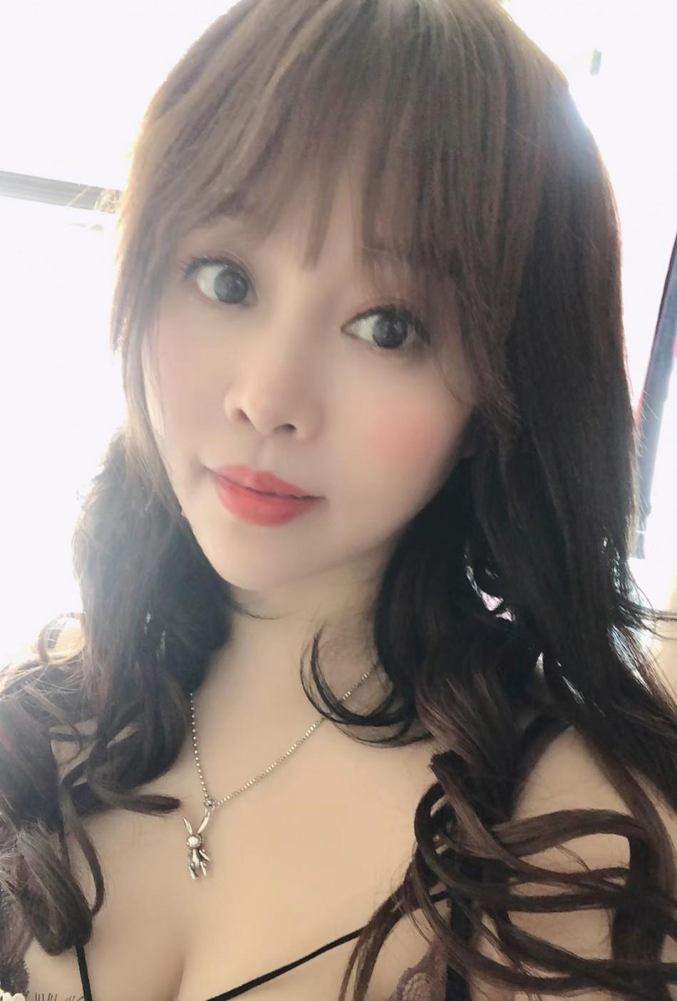 中庚财富天下御姐型美女超爽记 第3张