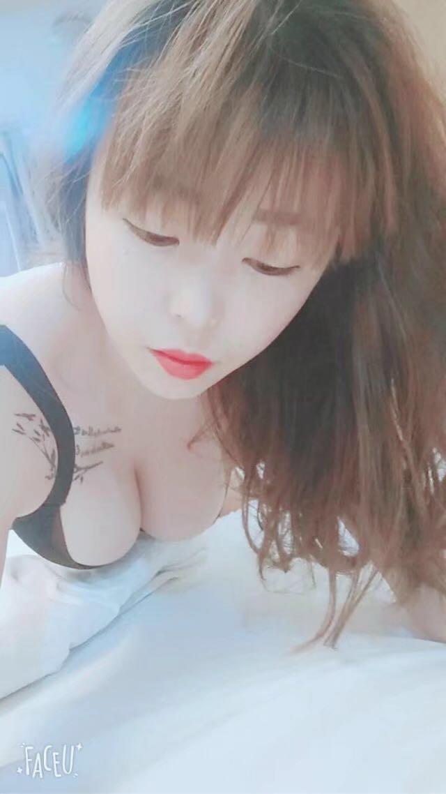 昆明兼职大胸女 第1张
