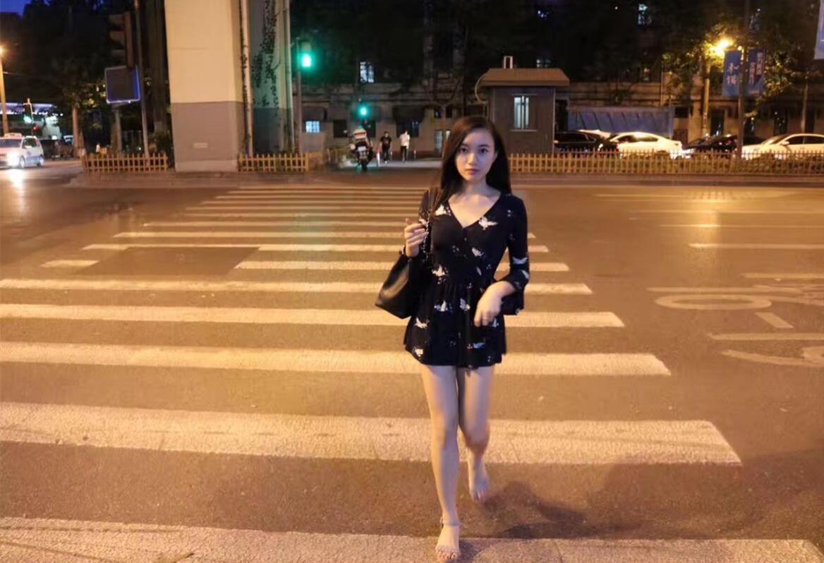 南宁青秀区小姐姐 第1张