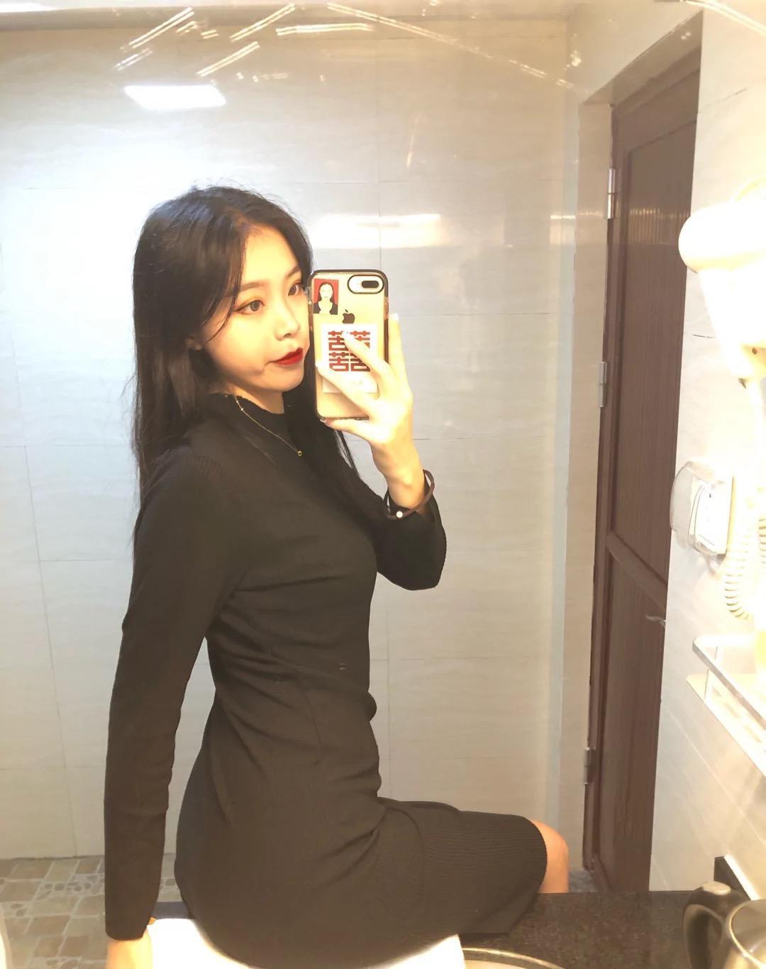 妹子骚气逼人会调情,女上很舒服 第3张